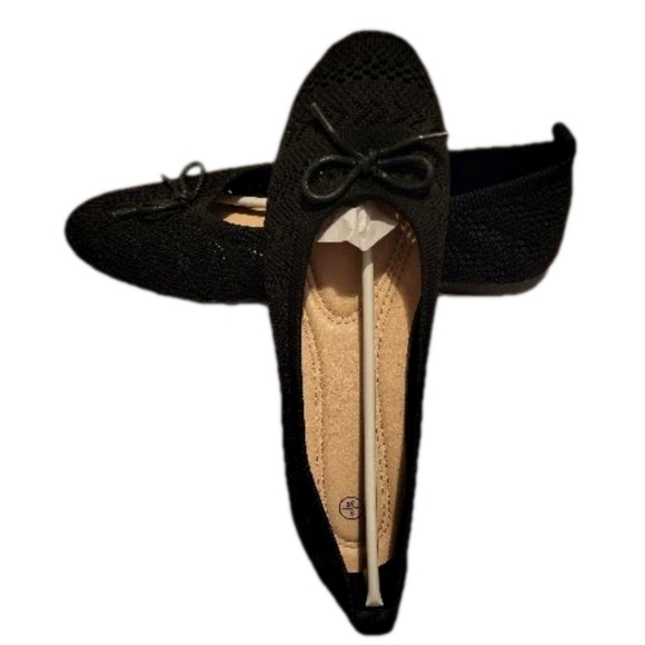 Heawesh crochet lace mesh round toe ballet slip-on, black, shoe size 8 - Picture 2 of 4